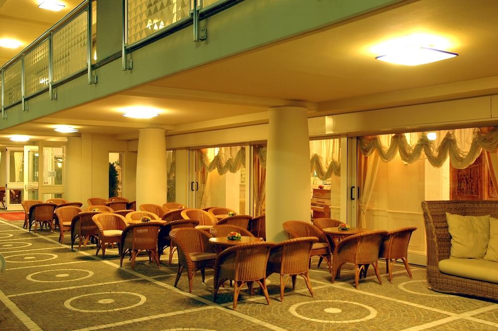 Universal Hotel Cervia Eksteriør bilde