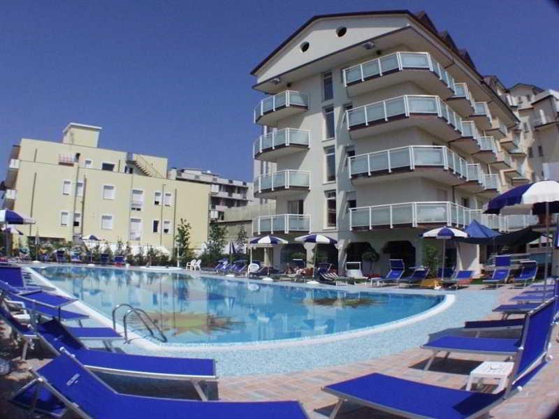 Universal Hotel Cervia Eksteriør bilde