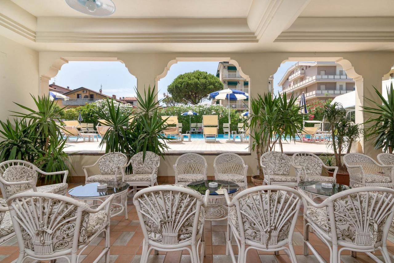 Universal Hotel Cervia Eksteriør bilde