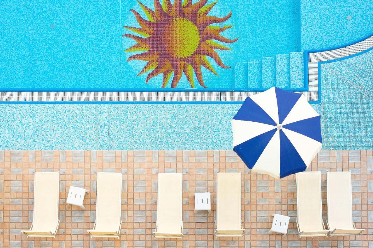 Universal Hotel Cervia Eksteriør bilde