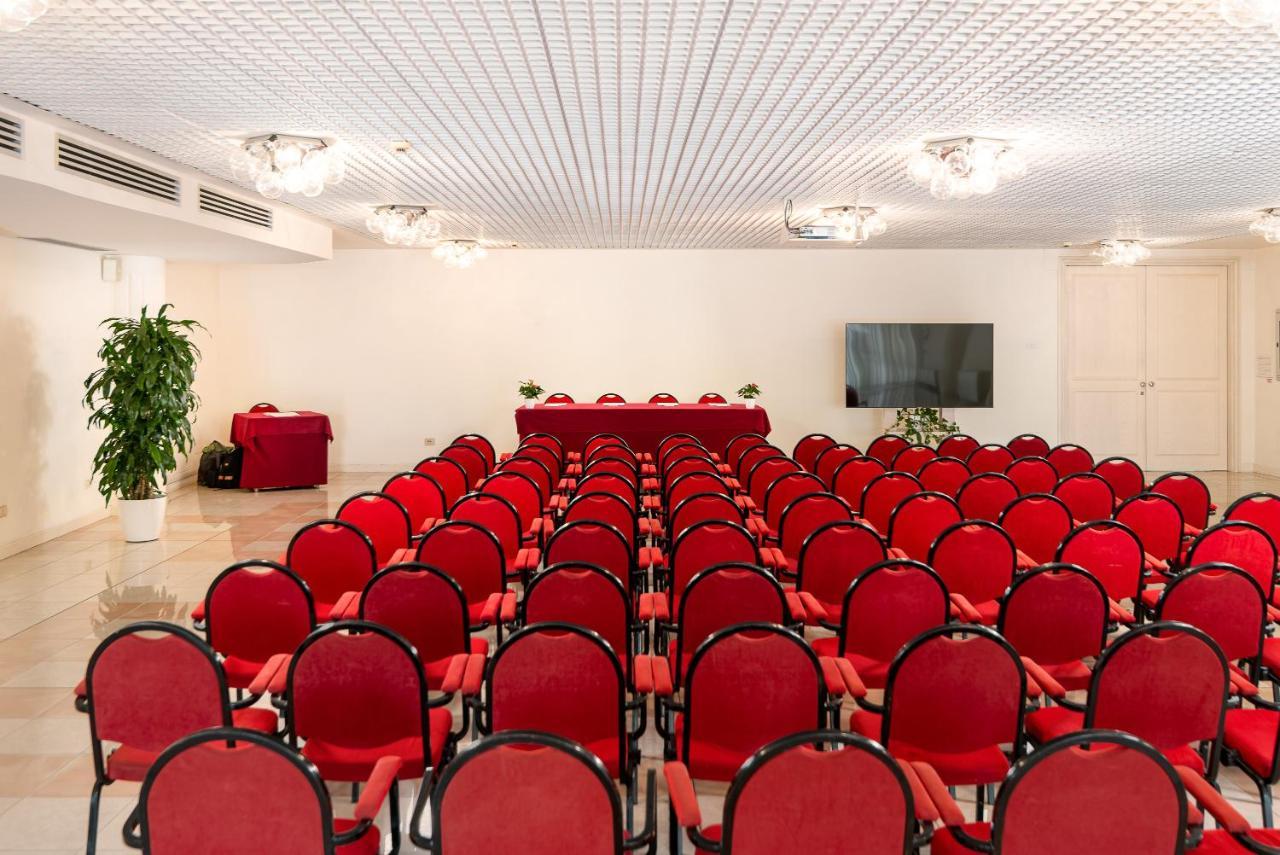 Universal Hotel Cervia Eksteriør bilde