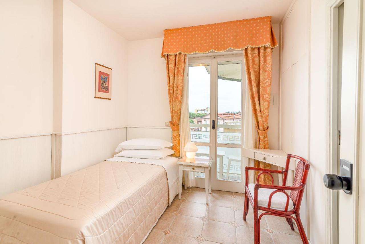 Universal Hotel Cervia Eksteriør bilde