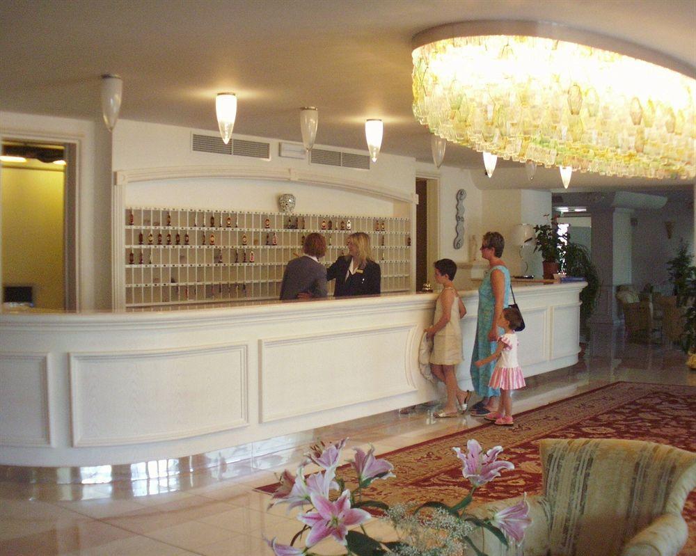 Universal Hotel Cervia Eksteriør bilde