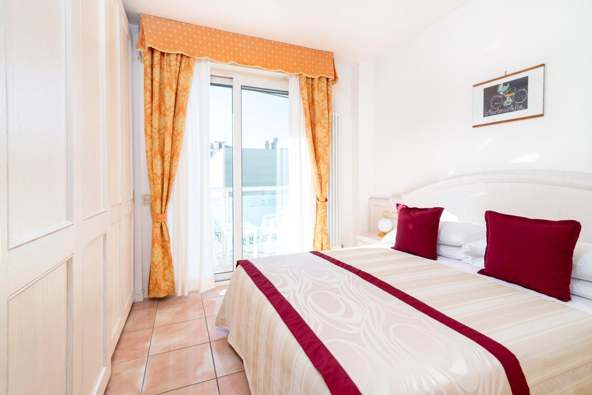 Universal Hotel Cervia Eksteriør bilde